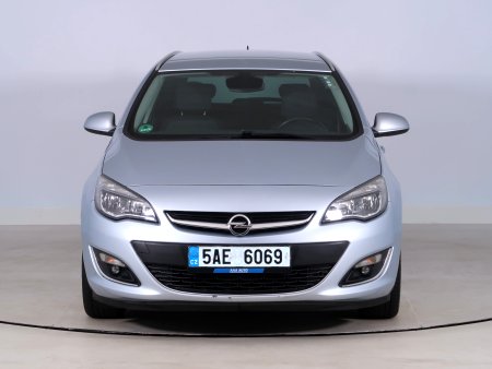 Opel Astra, 2016 - pohled č. 2