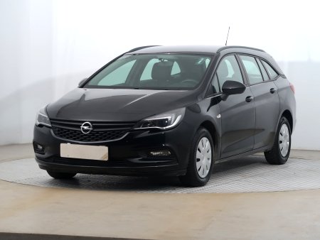 Opel Astra, 2016 - pohled č. 3