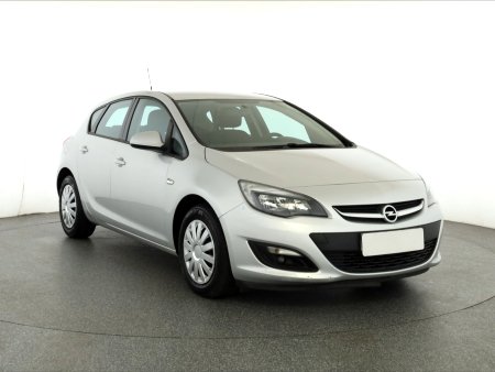Opel Astra, 2015