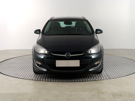 Opel Astra, 2016 - pohled č. 2