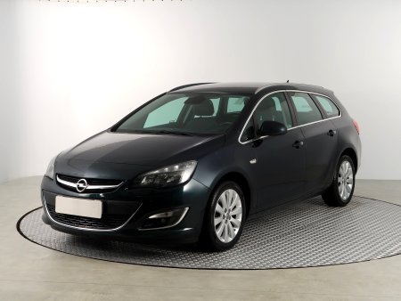 Opel Astra, 2016 - pohled č. 3