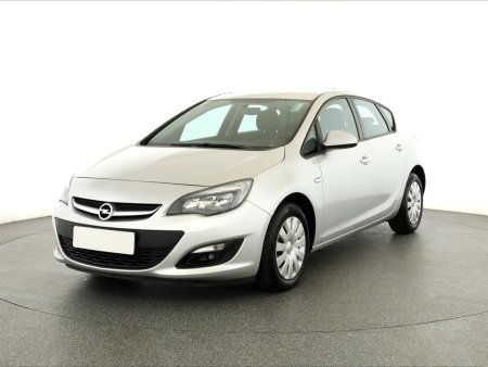 Opel Astra, 2014 - pohled č. 3