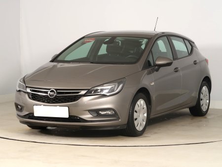Opel Astra, 2016 - pohled č. 3