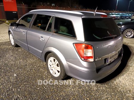 Opel Astra, 2008 - pohled č. 2