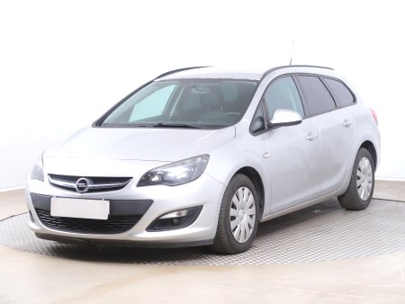 Opel Astra, 2014 - pohled č. 3