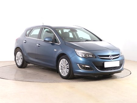 Opel Astra, 2013
