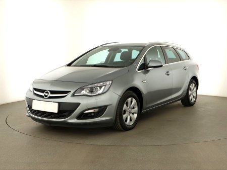 Opel Astra, 2015 - pohled č. 3