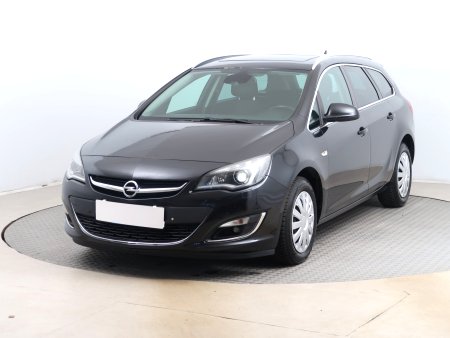 Opel Astra, 2015 - pohled č. 3
