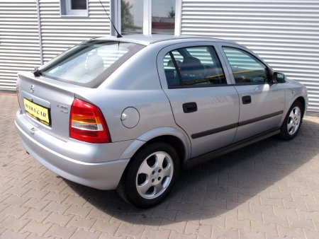 Opel Astra, 2002 - pohled č. 7