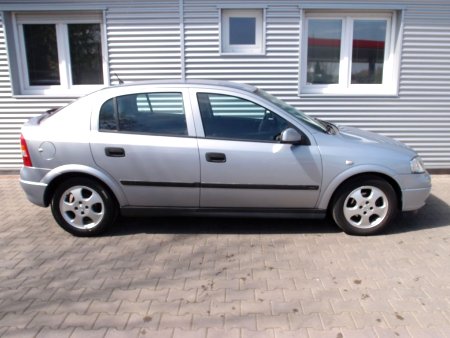 Opel Astra, 2002 - pohled č. 8