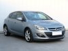 Opel Astra, 2013 - celkový pohled