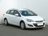 Opel Astra, 2012 - celkový pohled
