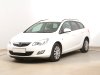 Opel Astra, 2012 - pohled č. 3