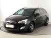 Opel Astra, 2011 - pohled č. 3