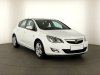 Opel Astra, 2010 - celkový pohled
