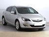 Opel Astra, 2010 - celkový pohled