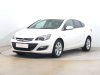 Opel Astra, 2012 - pohled č. 3