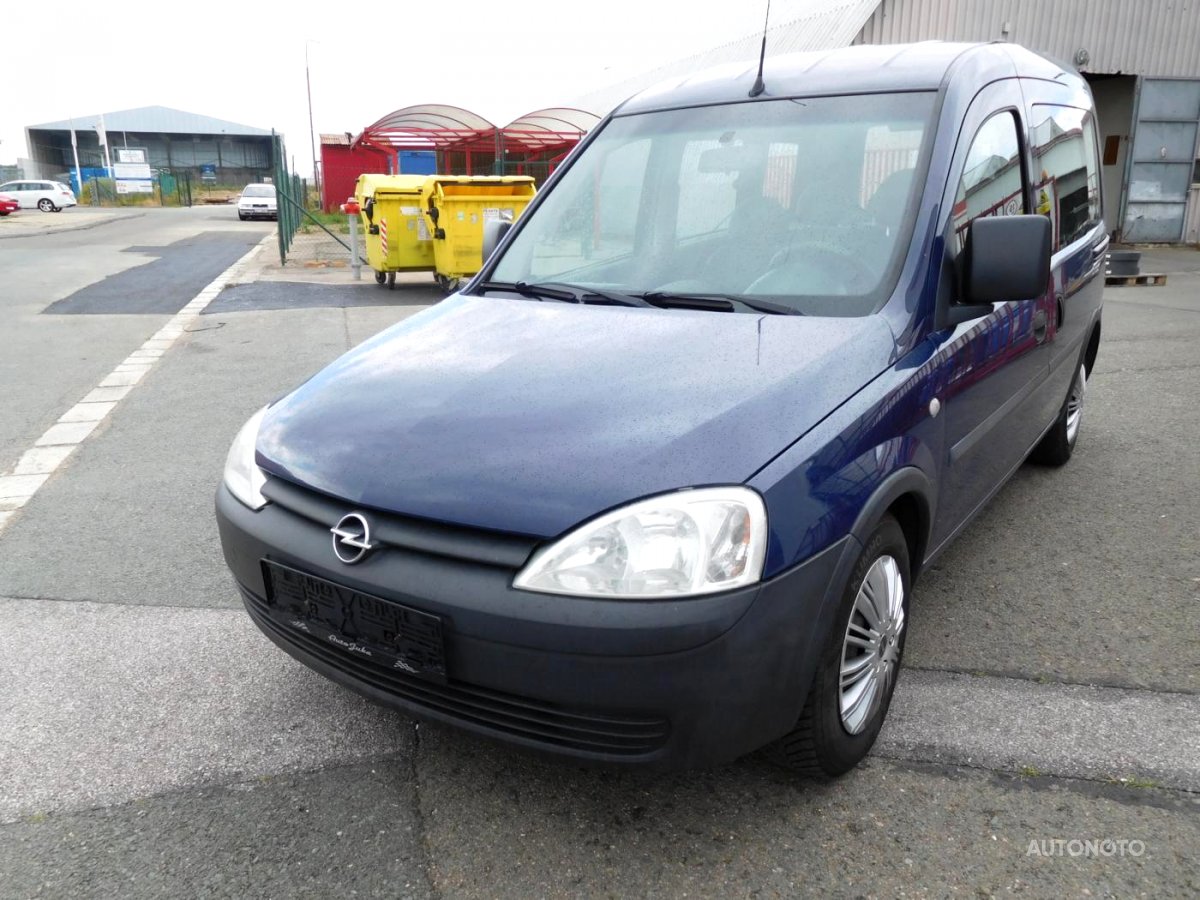 Opel Combo, 2004 - celkový pohled