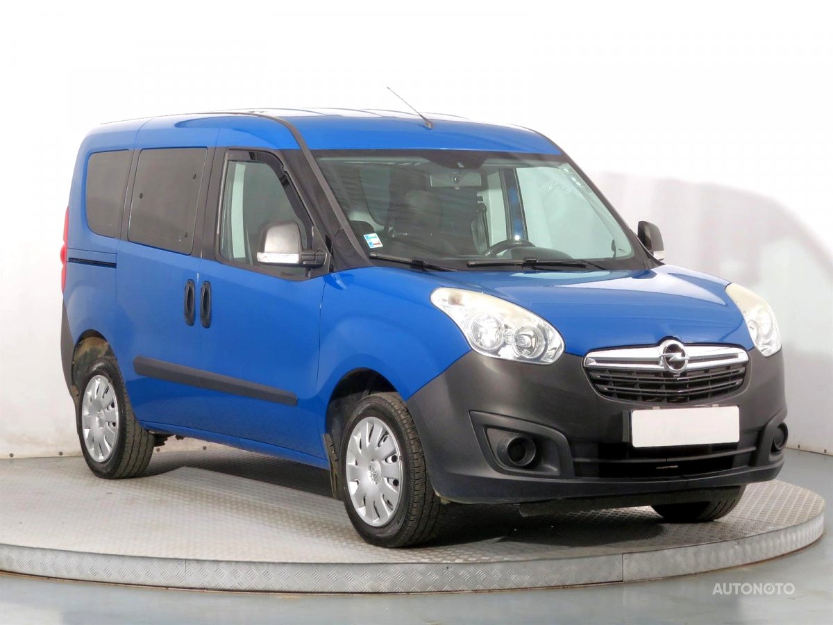 Opel Combo, 2013 - celkový pohled
