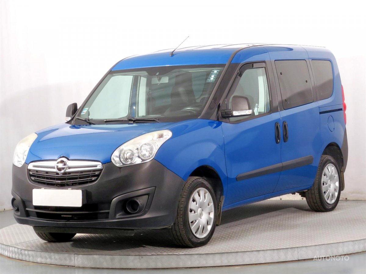 Opel Combo, 2013 - pohled č. 3