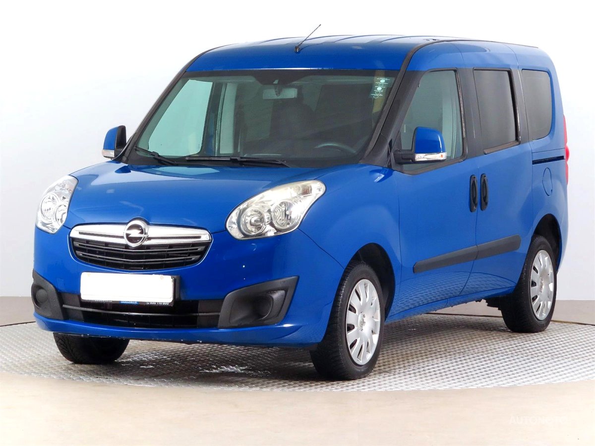 Opel Combo, 2013 - pohled č. 3