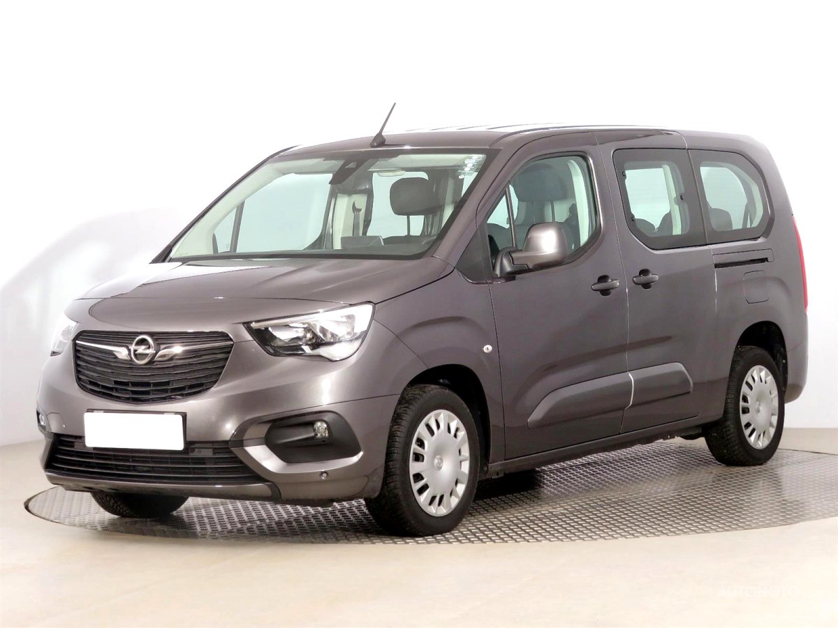 Opel Combo, 2019 - pohled č. 3