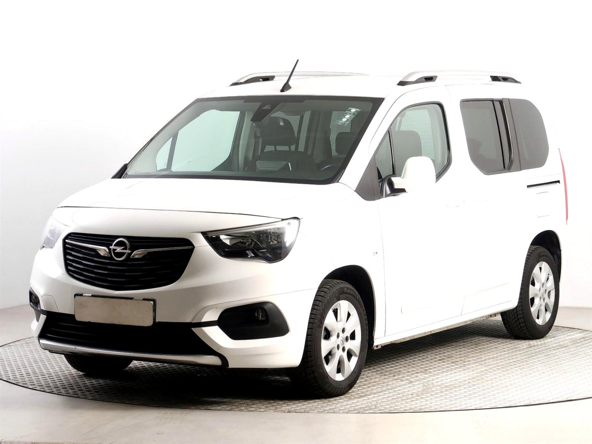 Opel Combo, 2020 - pohled č. 3