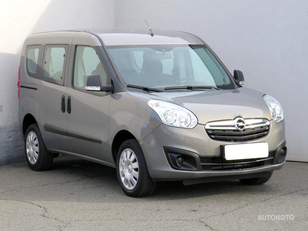 Opel Combo, 2014 - celkový pohled