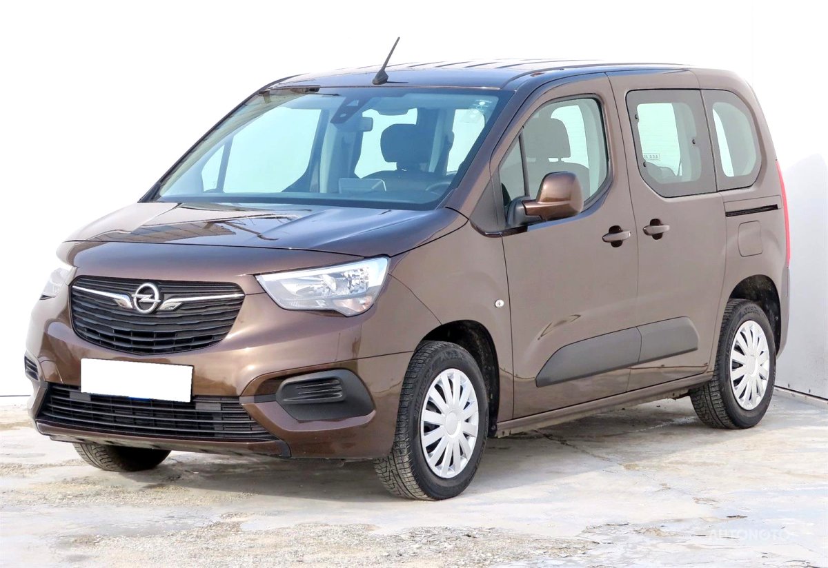 Opel Combo, 2020 - pohled č. 3