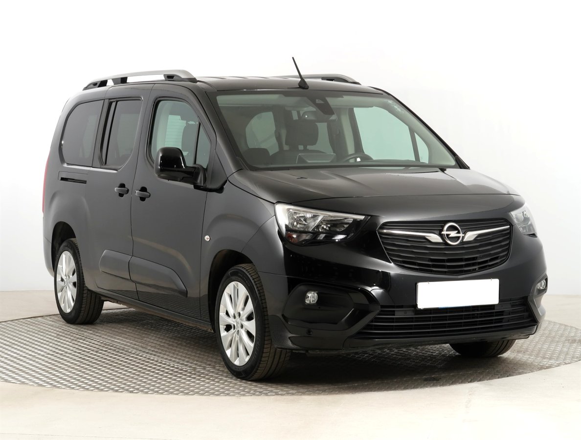 Opel Combo, 2019 - celkový pohled