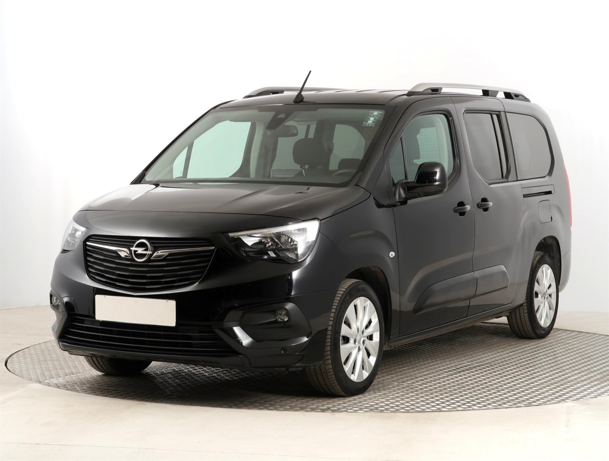 Opel Combo, 2019 - pohled č. 3