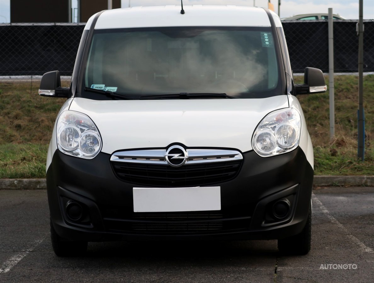 Opel Combo, 2015 - pohled č. 2