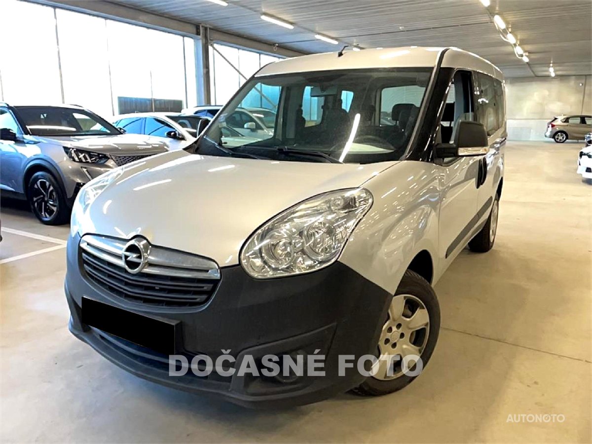 Opel Combo, 2017 - celkový pohled