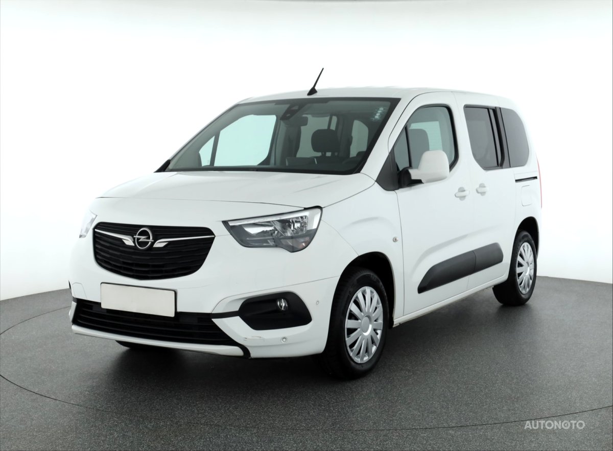 Opel Combo, 2020 - pohled č. 3
