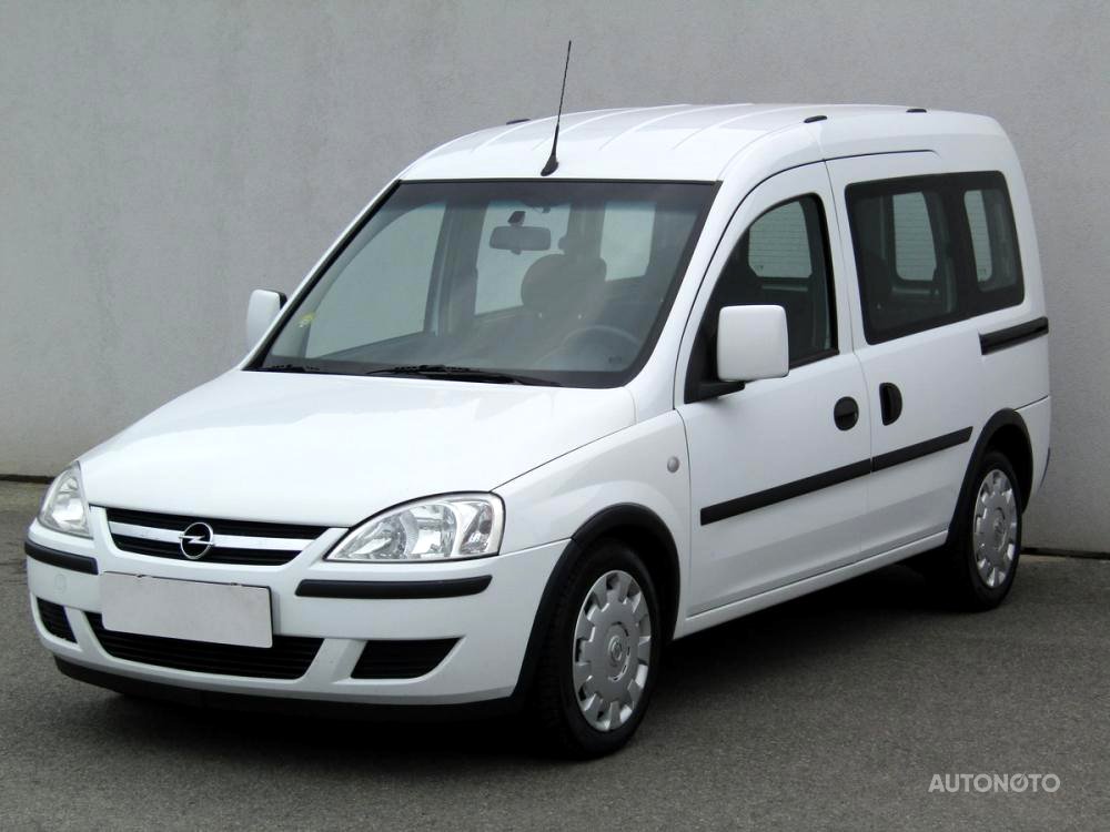 Opel Combo, 2004 - pohled č. 3