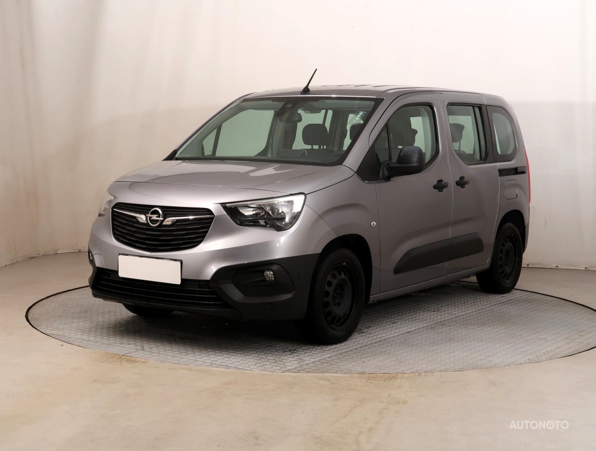 Opel Combo, 2019 - pohled č. 3