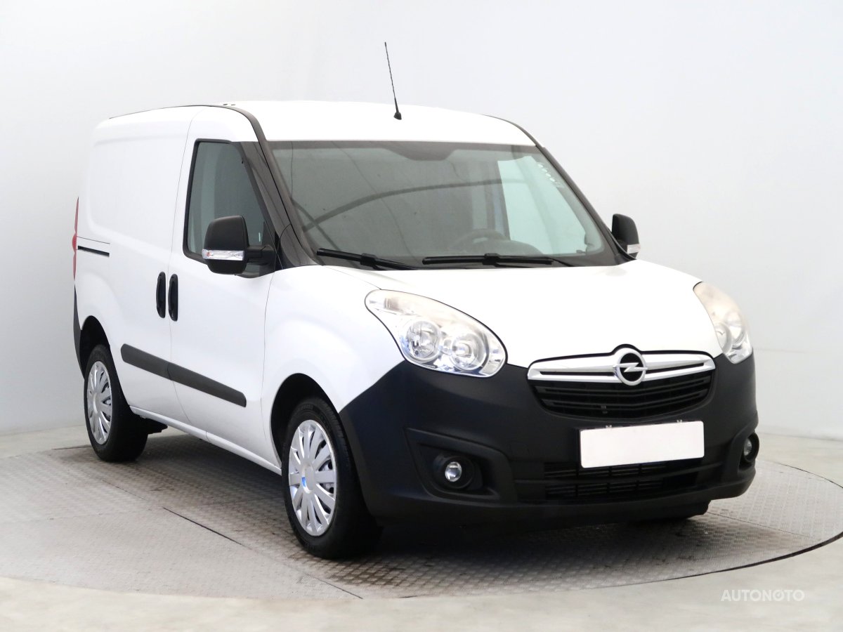 Opel Combo, 2015 - celkový pohled