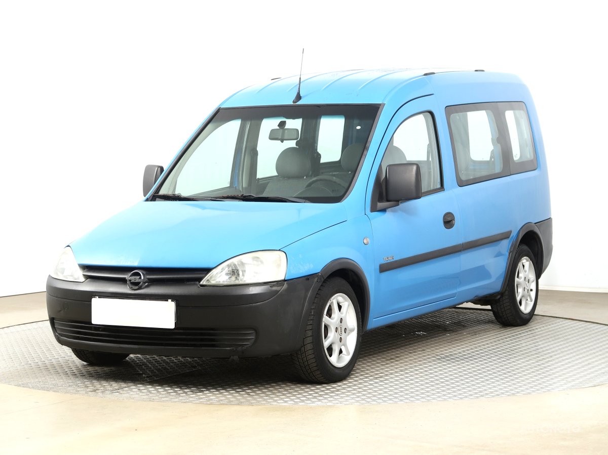 Opel Combo, 2003 - pohled č. 3