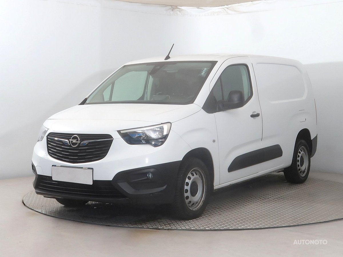 Opel Combo, 2021 - pohled č. 3
