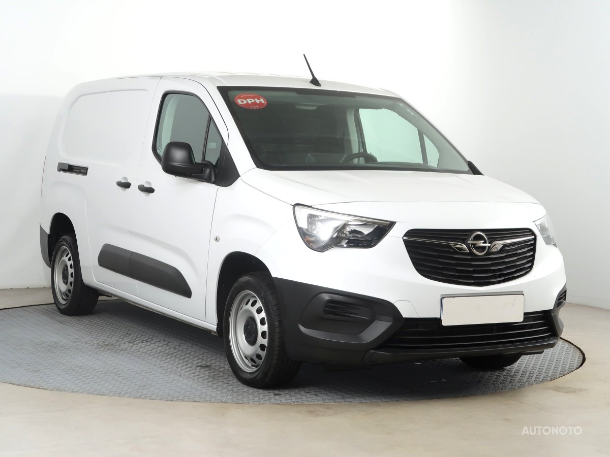 Opel Combo, 2023 - celkový pohled