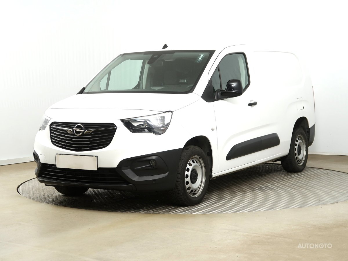 Opel Combo, 2022 - pohled č. 3