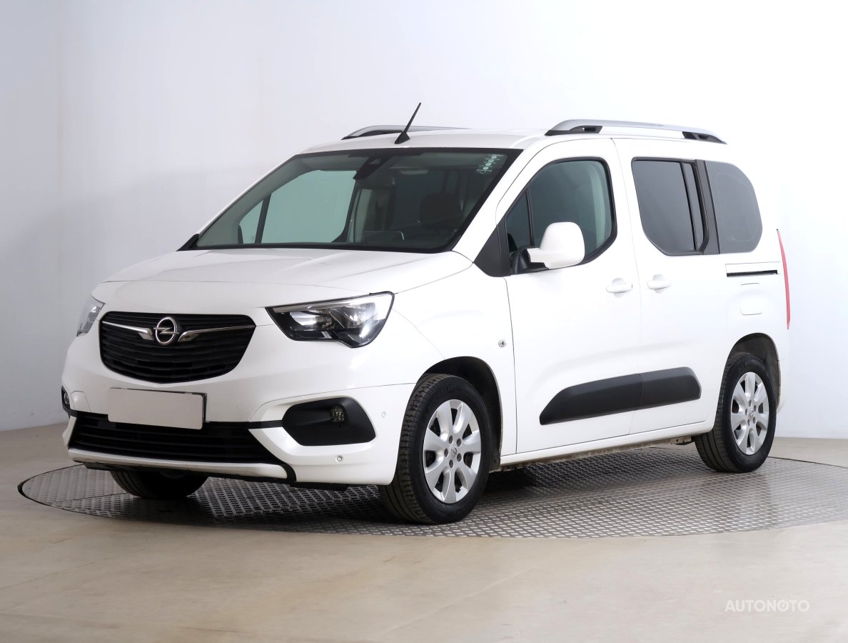 Opel Combo, 2019 - pohled č. 3