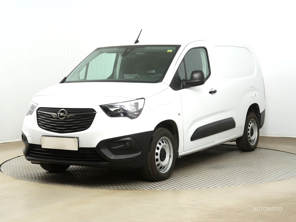 Opel Combo, 2023 - pohled č. 3