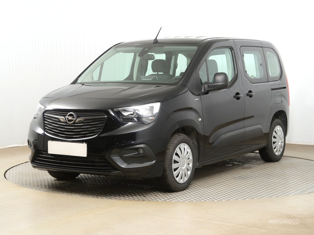 Opel Combo, 2022 - pohled č. 3