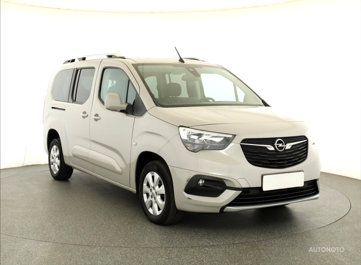 Opel Combo, 2020 - celkový pohled