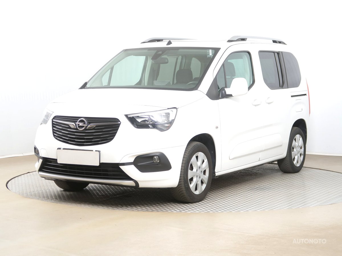 Opel Combo, 2019 - pohled č. 3