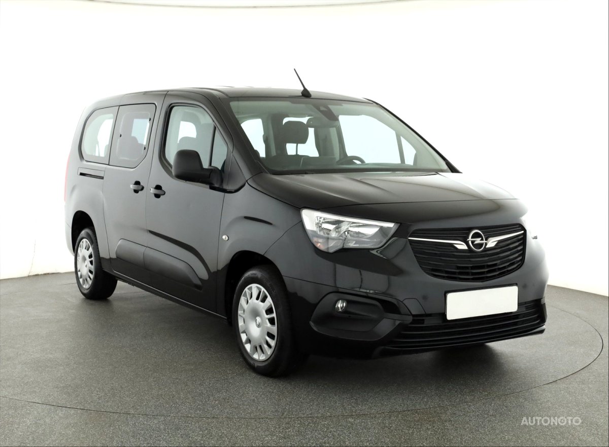 Opel Combo, 2021 - celkový pohled
