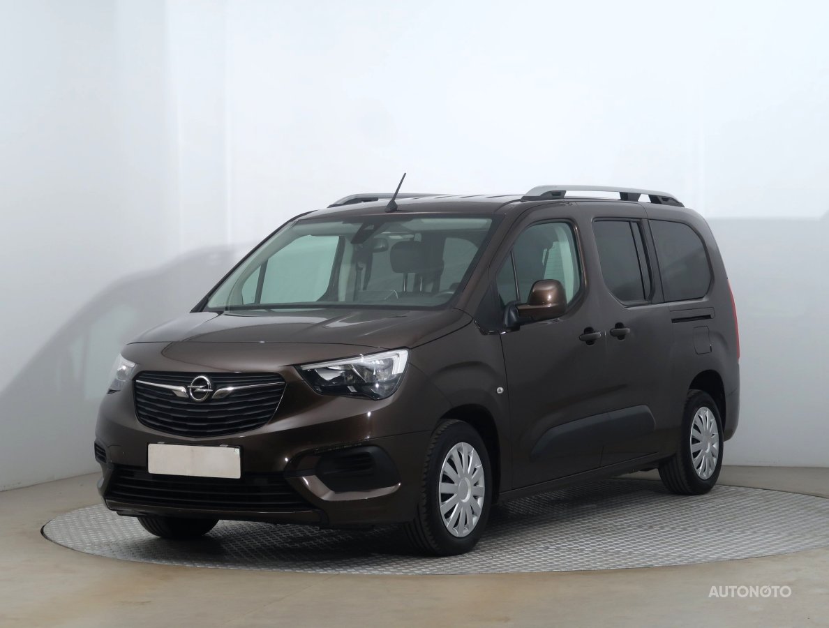 Opel Combo, 2020 - pohled č. 3