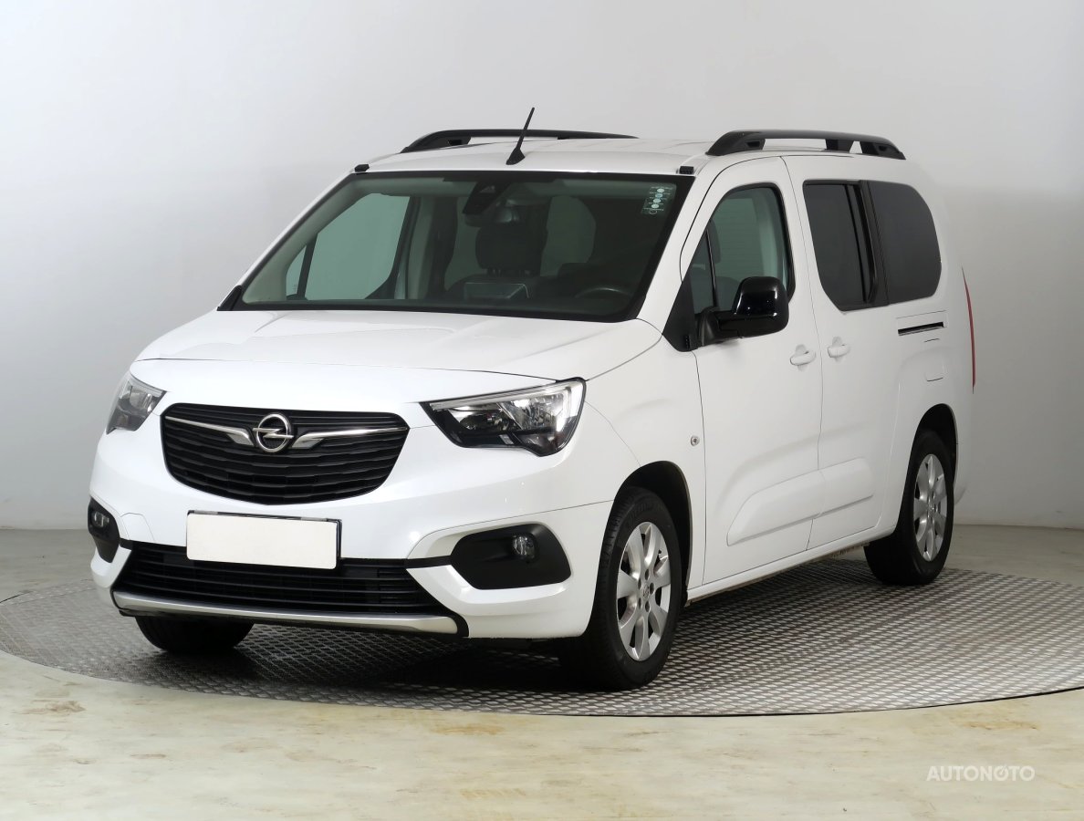 Opel Combo, 2022 - pohled č. 3