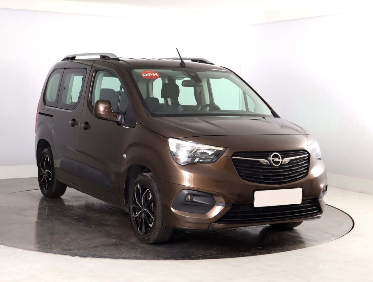 Opel Combo, 2021 - celkový pohled